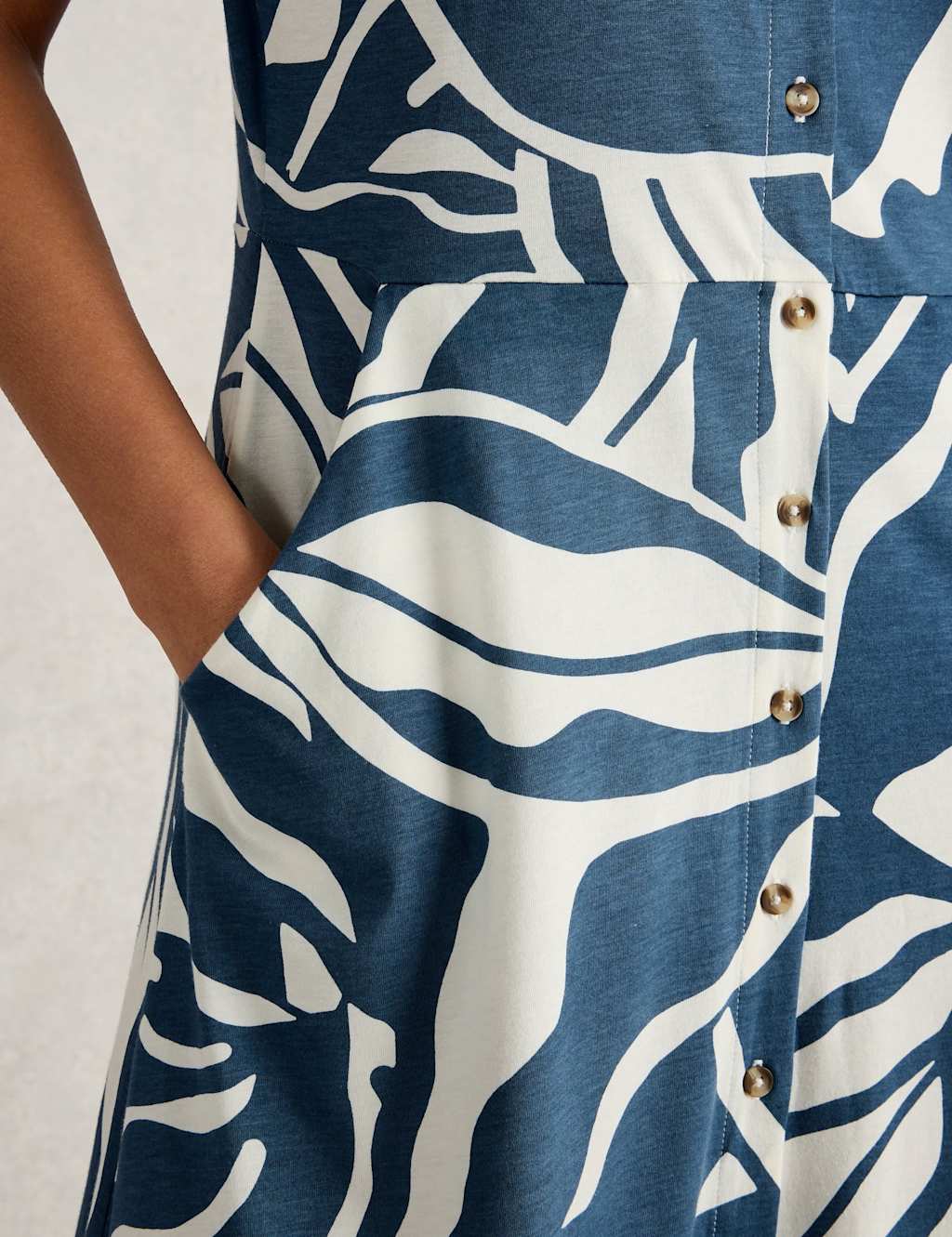 Jersey Printed Midi Shirt Dress 4 of 6