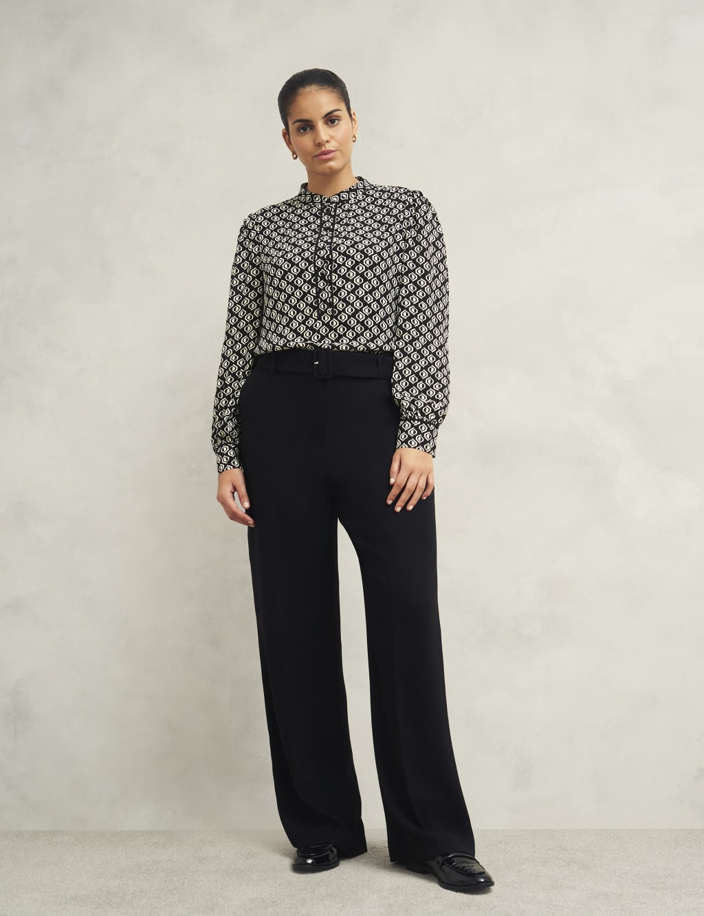 Geometric Button Detail Blouson Sleeve Blouse 3 of 9