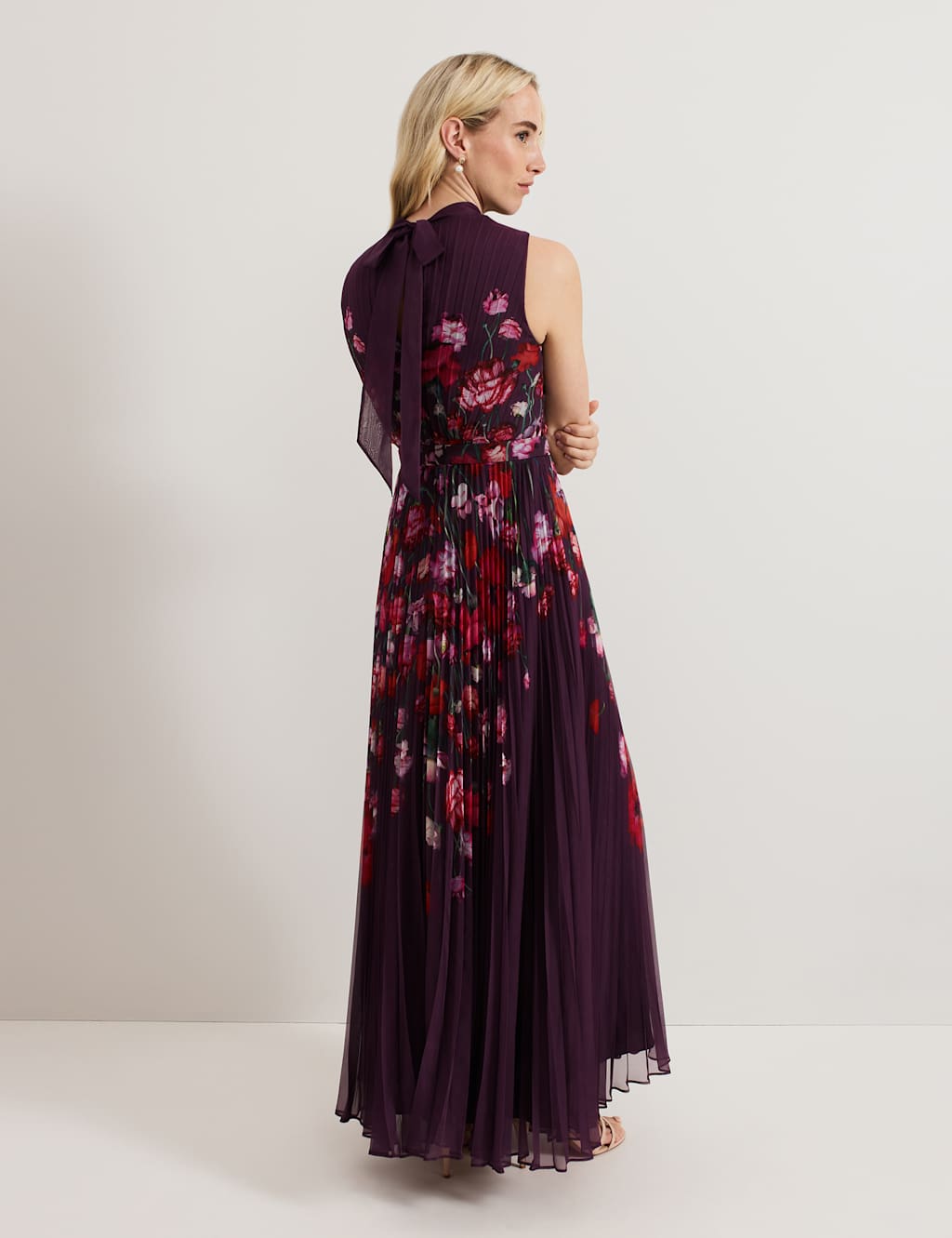 Floral Pleated Maxi Skater Dress 3 of 9