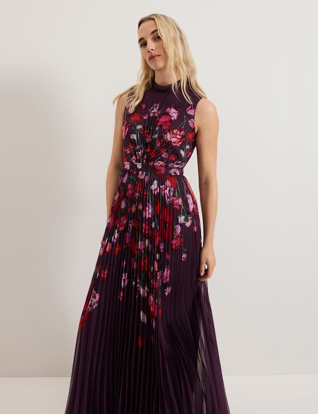 Floral Pleated Maxi Skater Dress 4 of 9