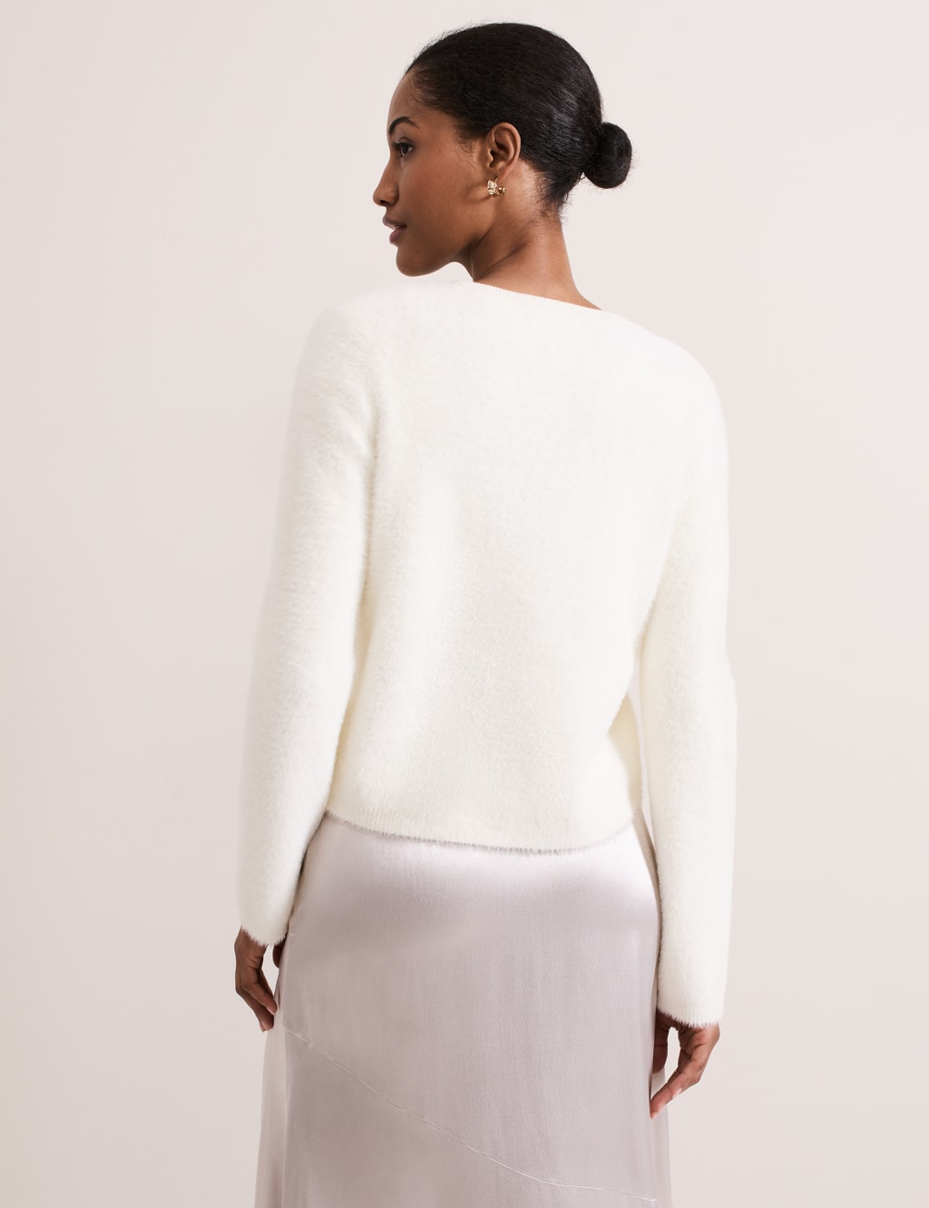 Textured V-Neck Cardigan 3 of 8