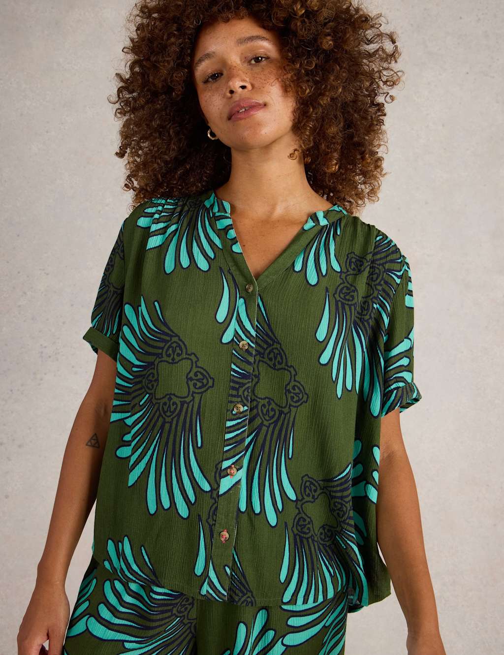 Printed Notch Neck Beach Shirt 5 of 6