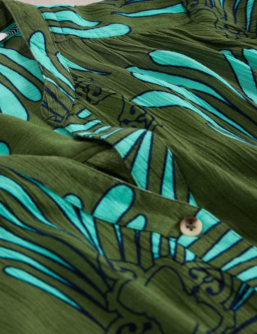 Printed Notch Neck Beach Shirt 6 of 6