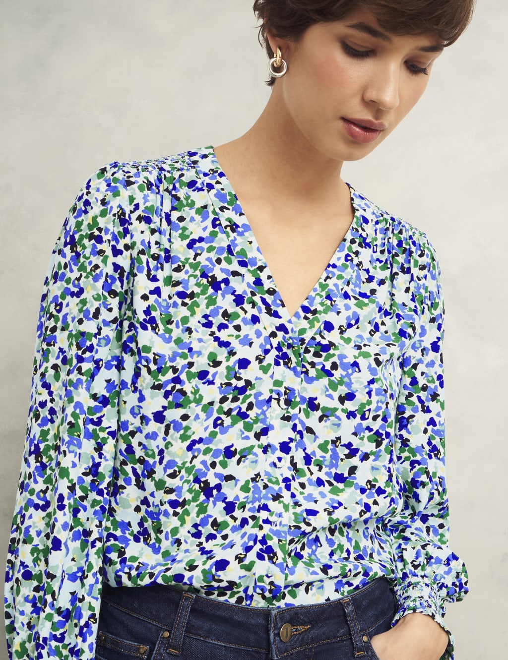 Floral V-Neck Blouson Sleeve Blouse 4 of 7