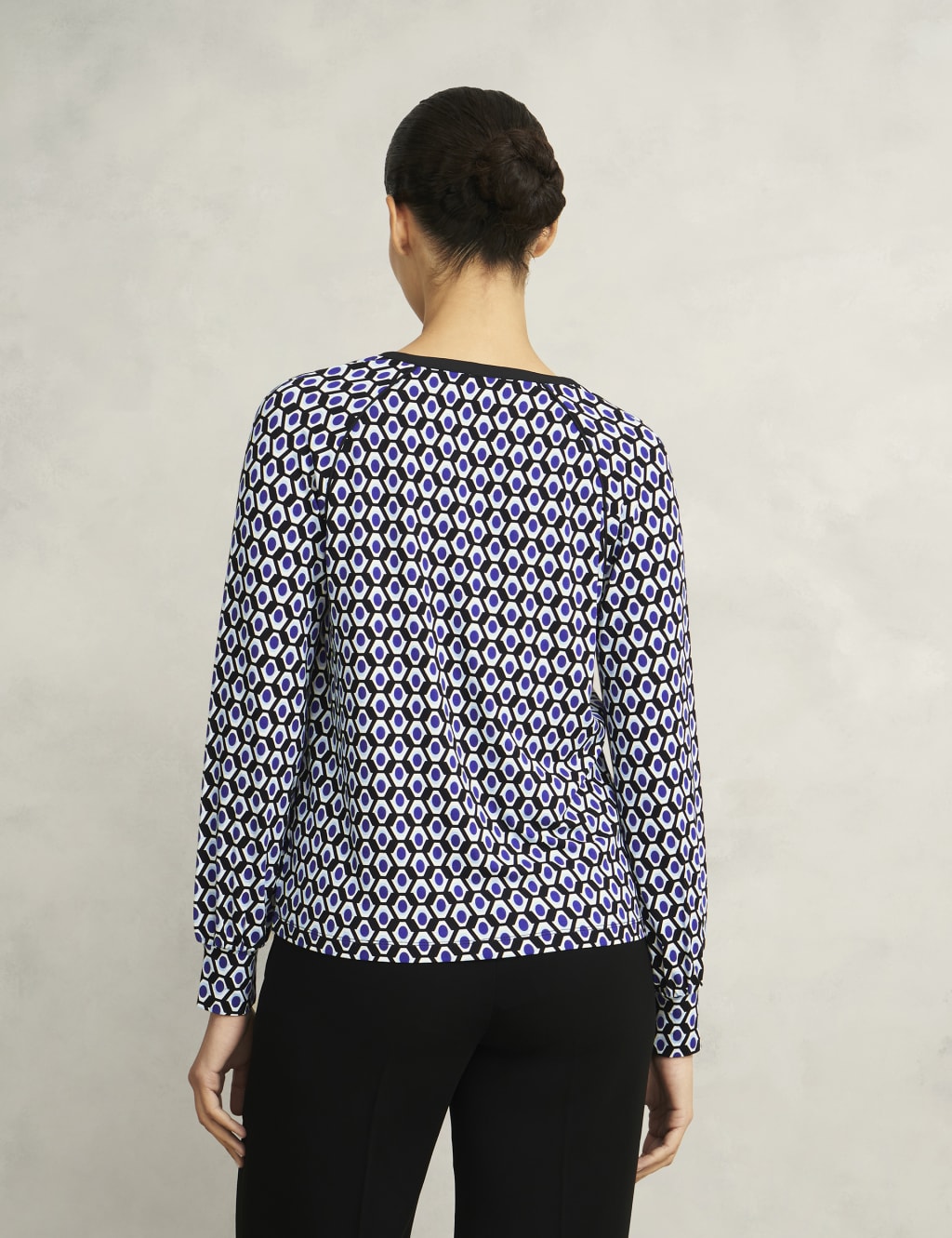 Jersey Geometric V-Neck Top 4 of 6