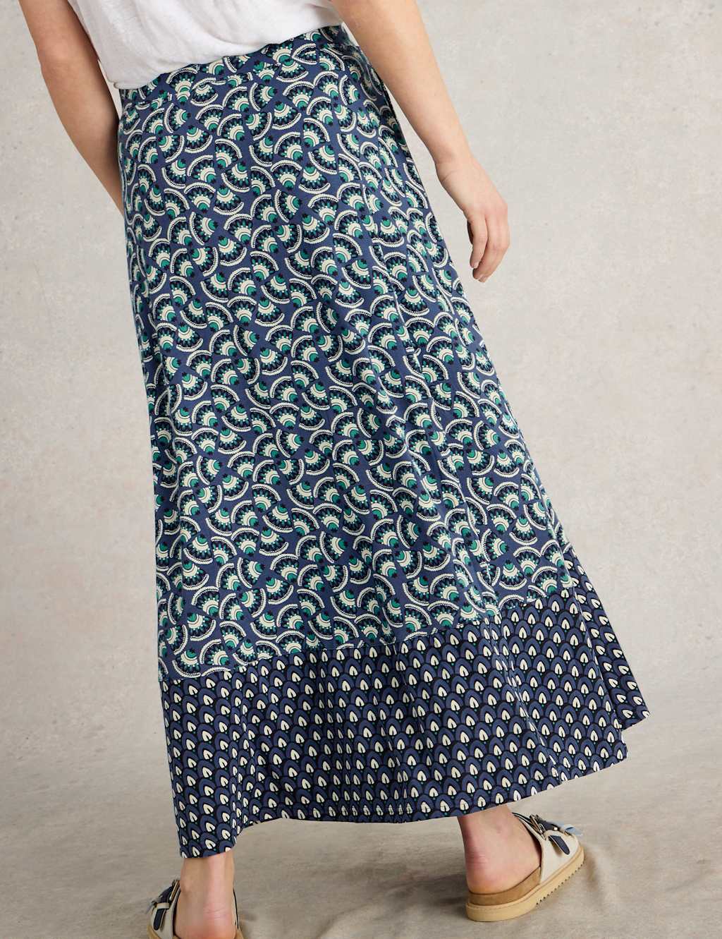 Jersey Printed Maxi Skirt 4 of 5