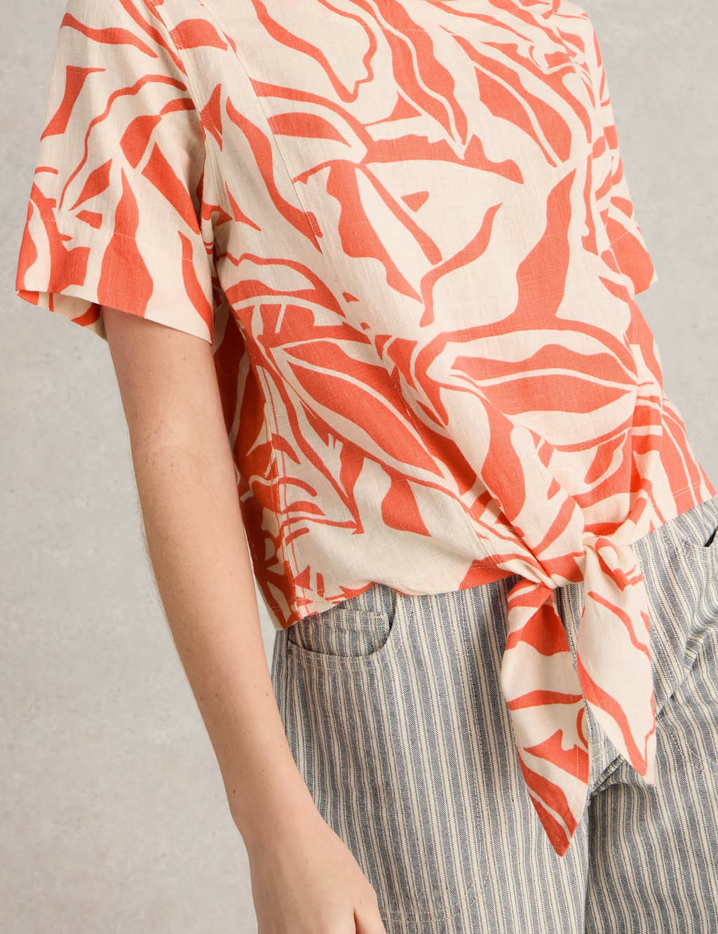 Printed Round Neck Top with Linen 5 of 6