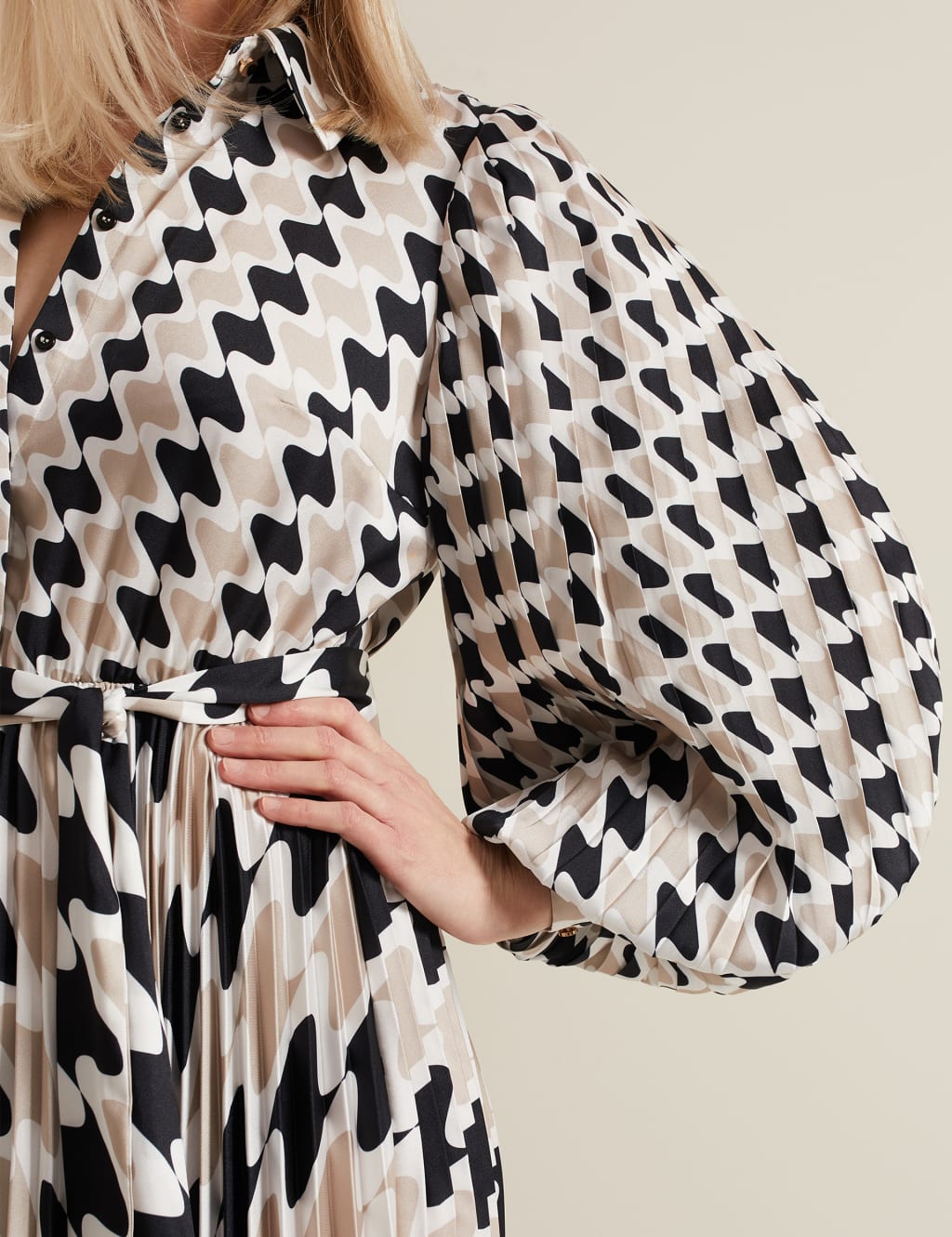Pleated midi shirt dress top