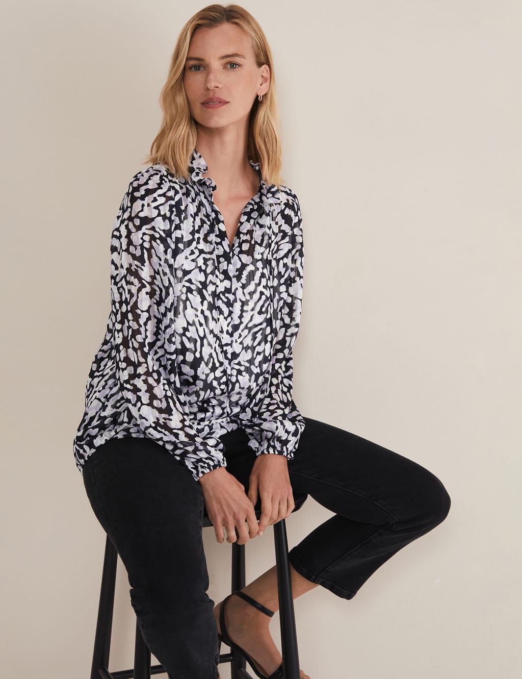 Printed Shell Top 4 of 5