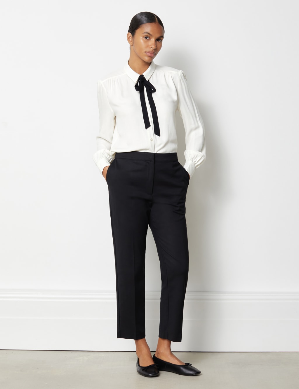 Cotton Blend Slim Fit Cropped Trousers Albaray M S