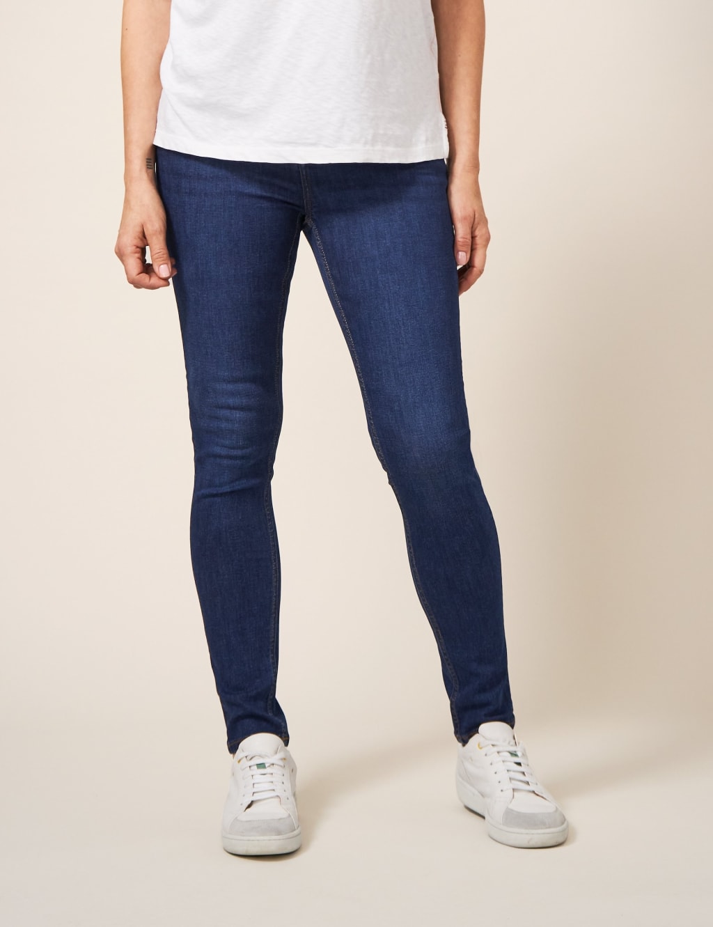 Skinny Jeans 3 of 6