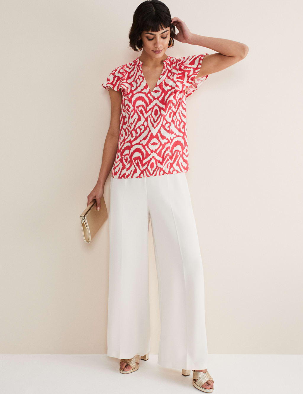 Printed V-Neck Top with Linen 5 of 6