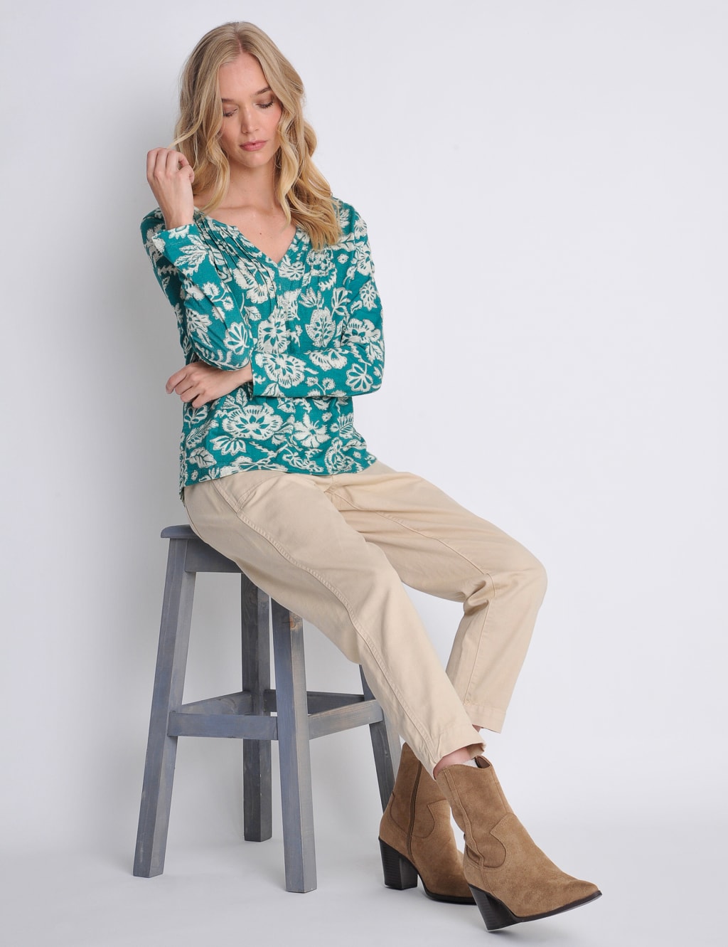 Burgundy Floral V-Neck Top & Shorts Set_Plus main image 0