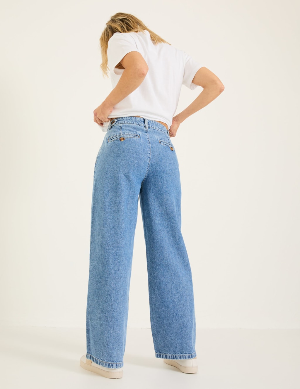 Mid Rise Wide Leg Jeans 4 of 6