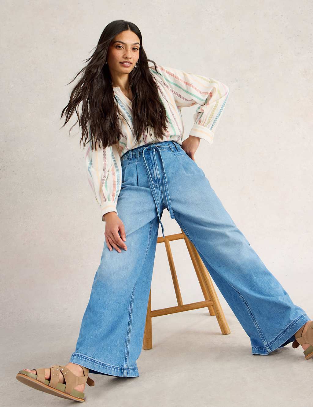 Lyocell Blend Mid Rise Wide Leg Jeans 4 of 4