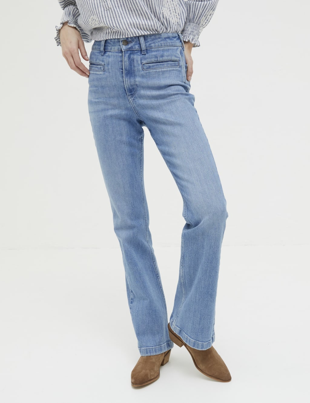 Flared Jeans 3 of 6