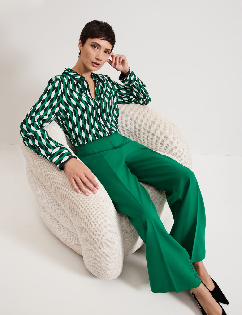 Tailored Ankle Grazer Trousers 7 of 8