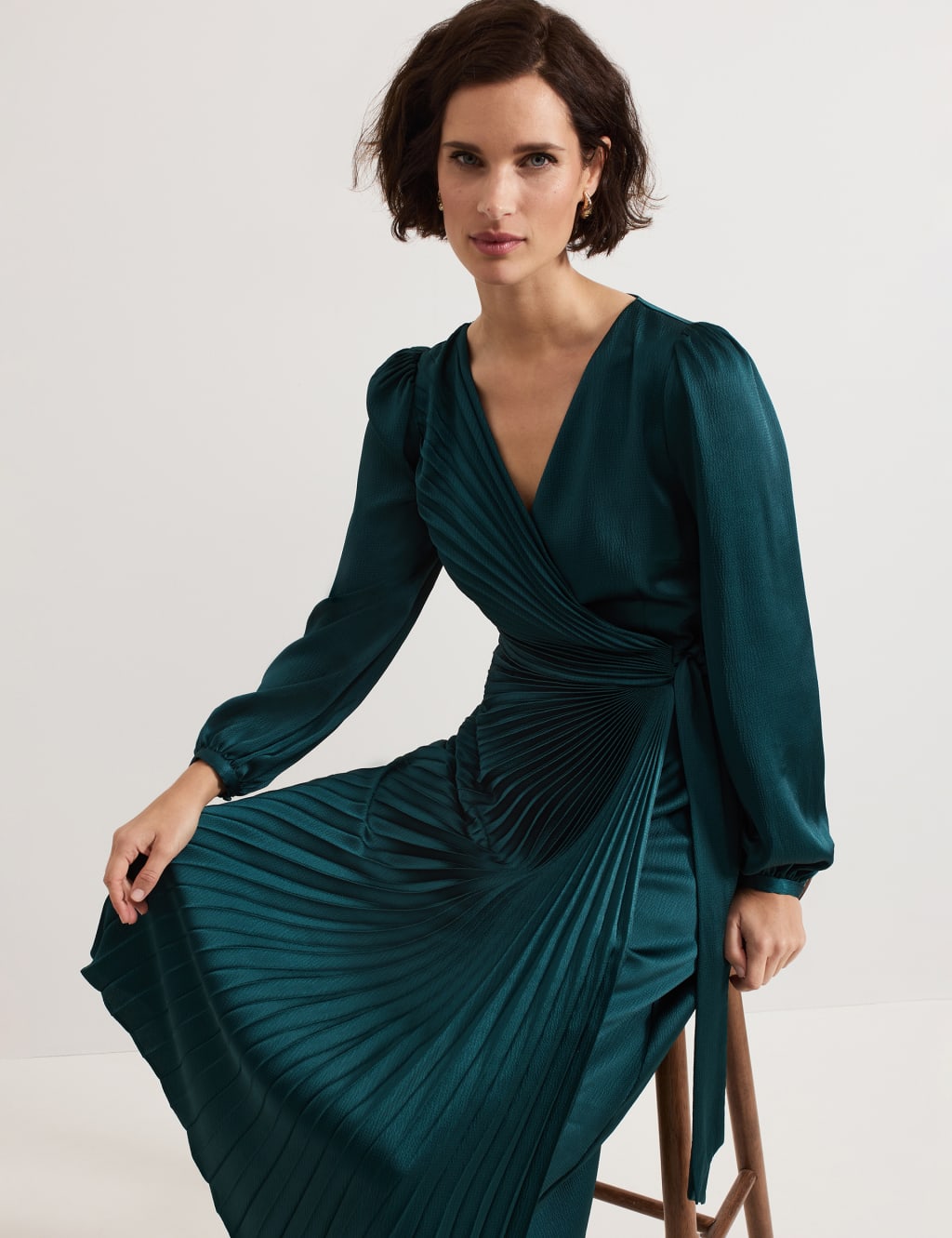 Pleated Tie Waist Midi Wrap Dress 7 of 7