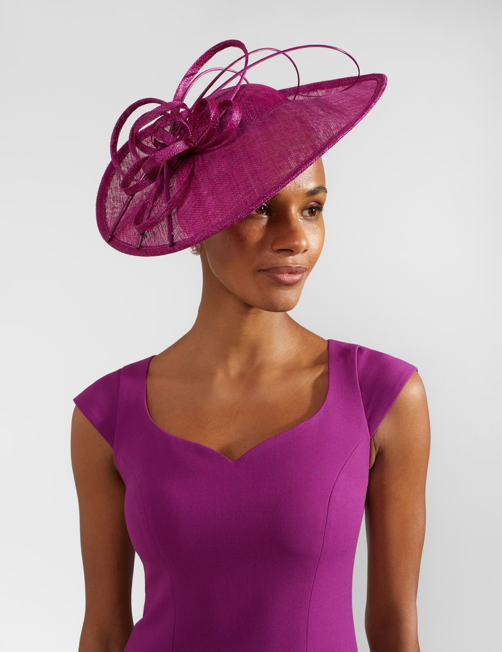 Textured Fascinator 1 of 5