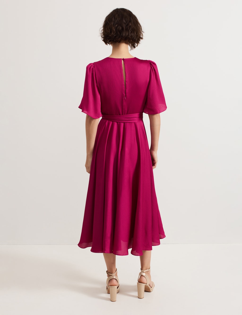 Textured V-Neck Tie Front Midi Wrap Dress 3 of 8