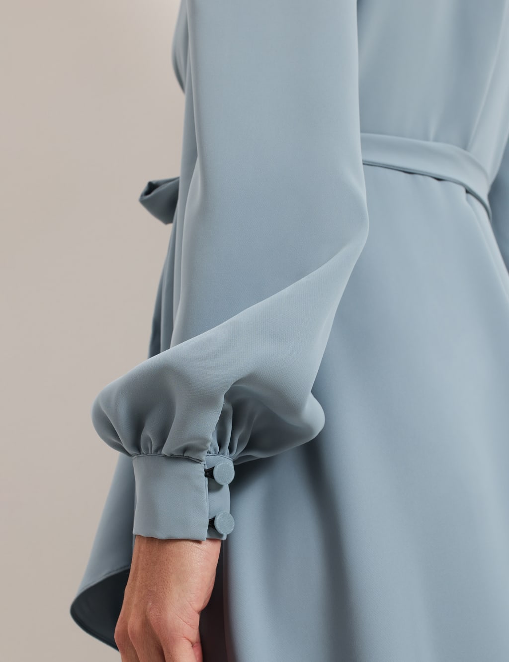 V-Neck Tie Front Midi Wrap Dress 7 of 8