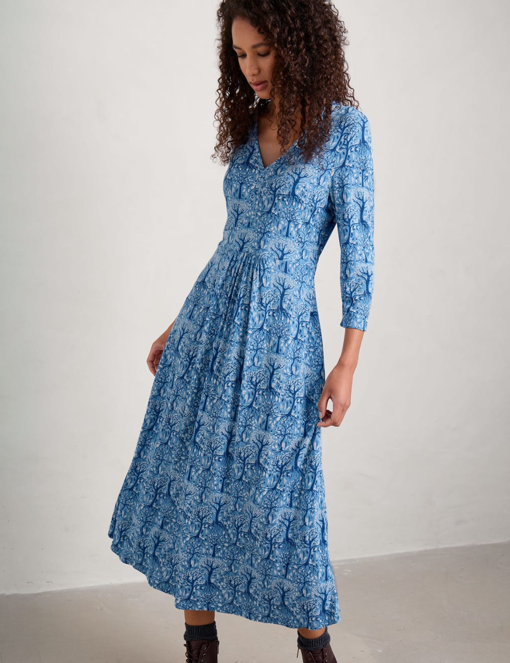 Casual floral midi dress deals