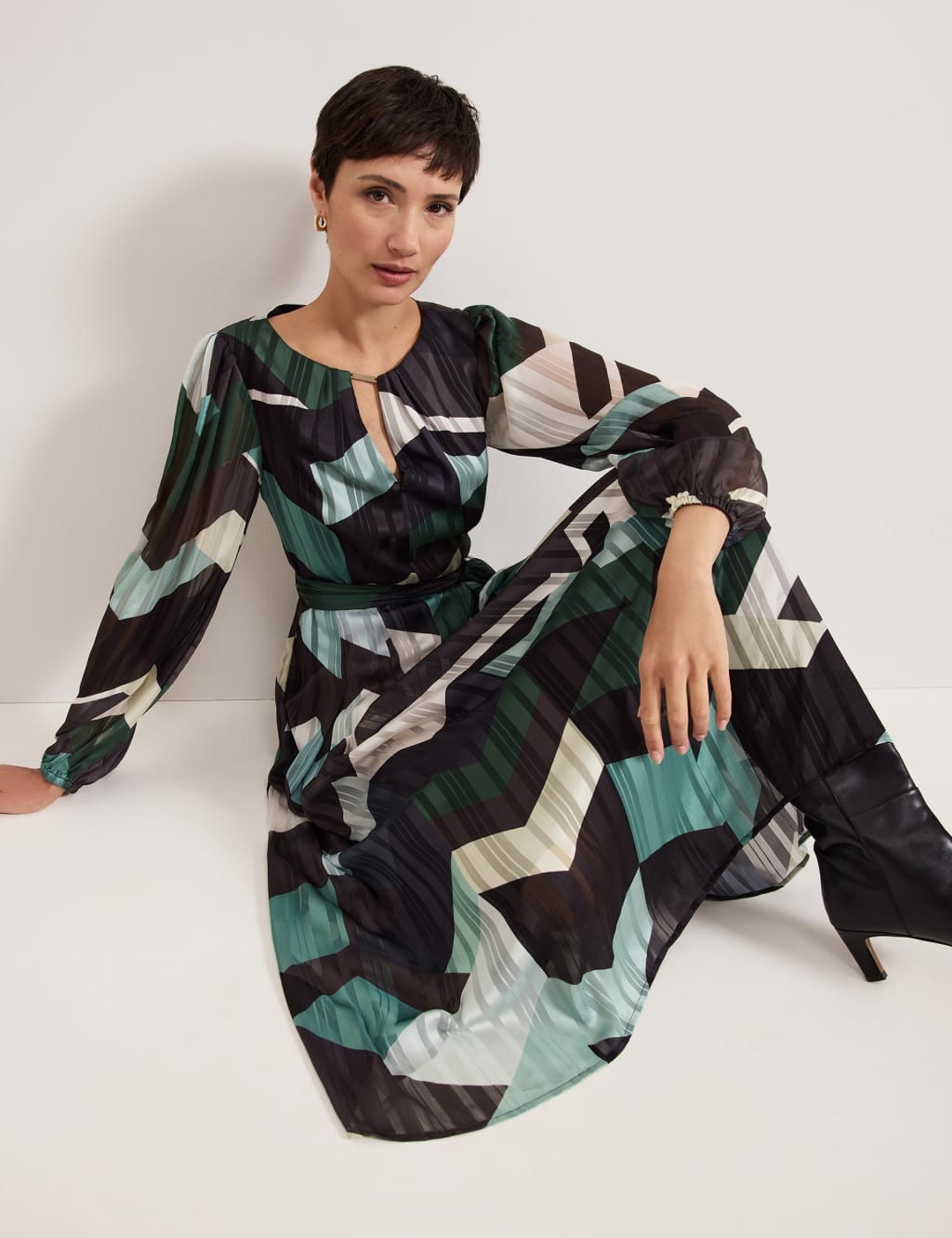 Abstract Print Midaxi Waisted Dress 7 of 8