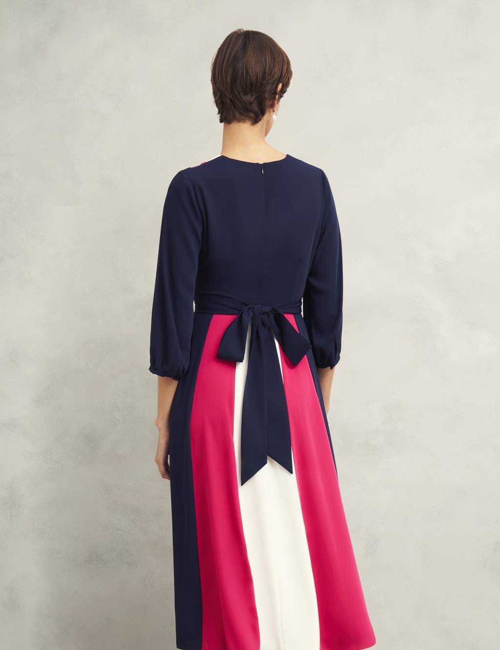 Colour Block V-Neck Midi Skater Dress 3 of 7