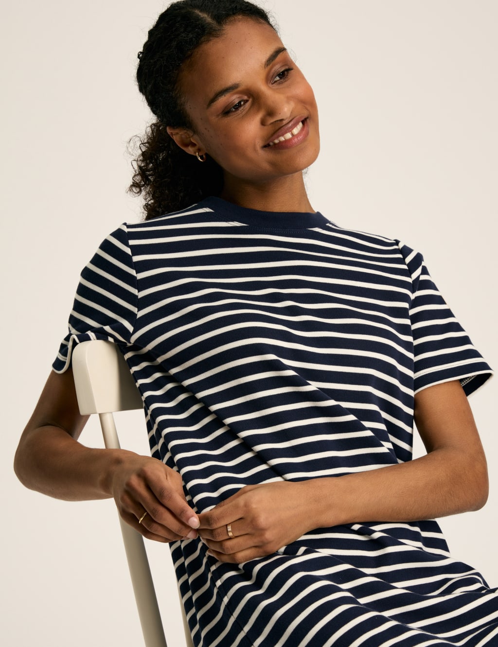 Knee length tee shirt dress shop