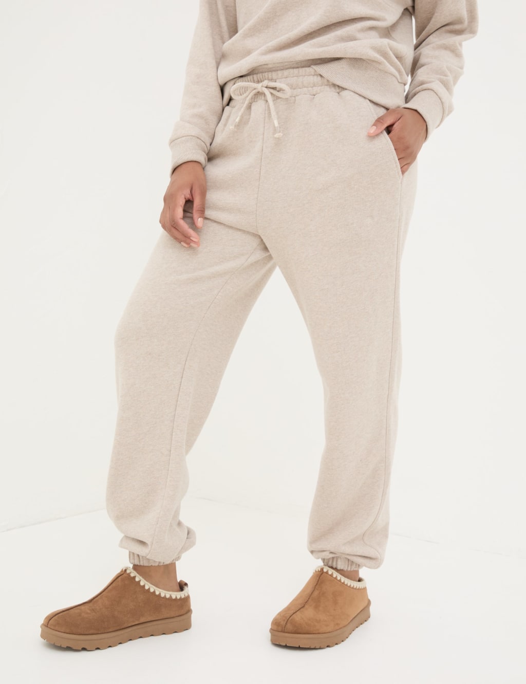 Marks and spencer cropped joggers clearance