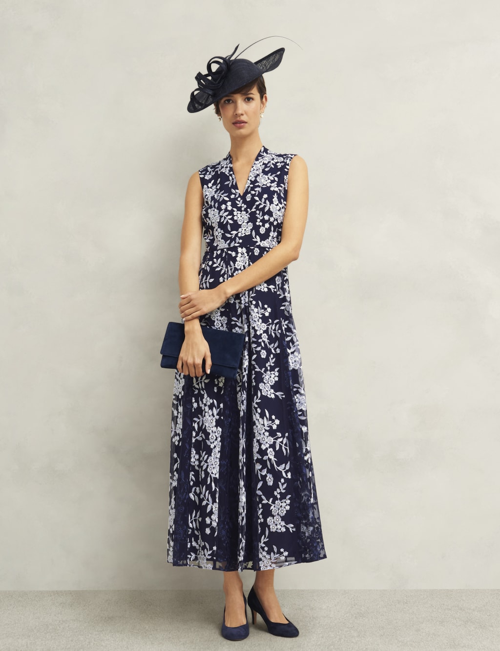 Floral Embroidered V-Neck Midaxi Dress 6 of 9