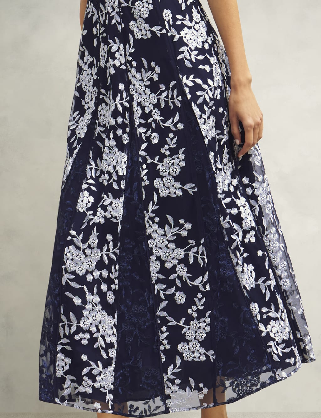 Floral Embroidered V-Neck Midaxi Dress 8 of 9