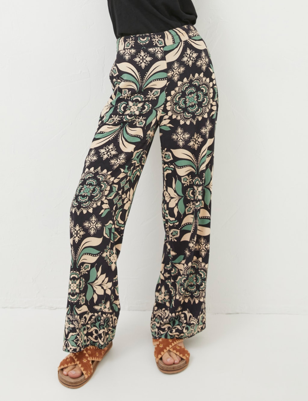 Fat face wide leg trousers top