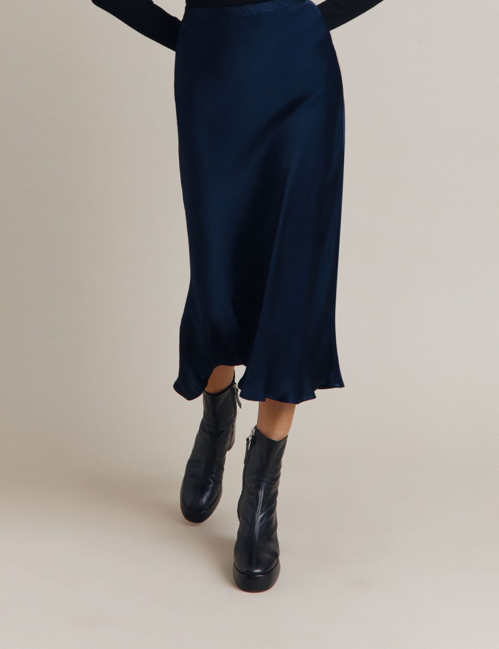 Midi slip skirt navy 2025