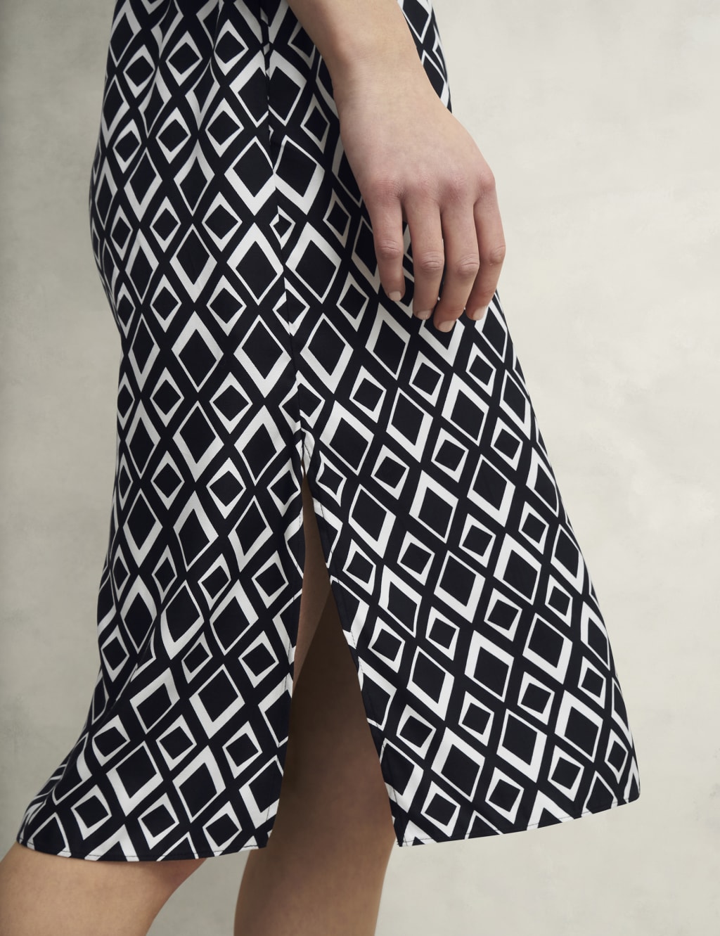 Cali Geometric Midi Shirt Dress 7 of 8