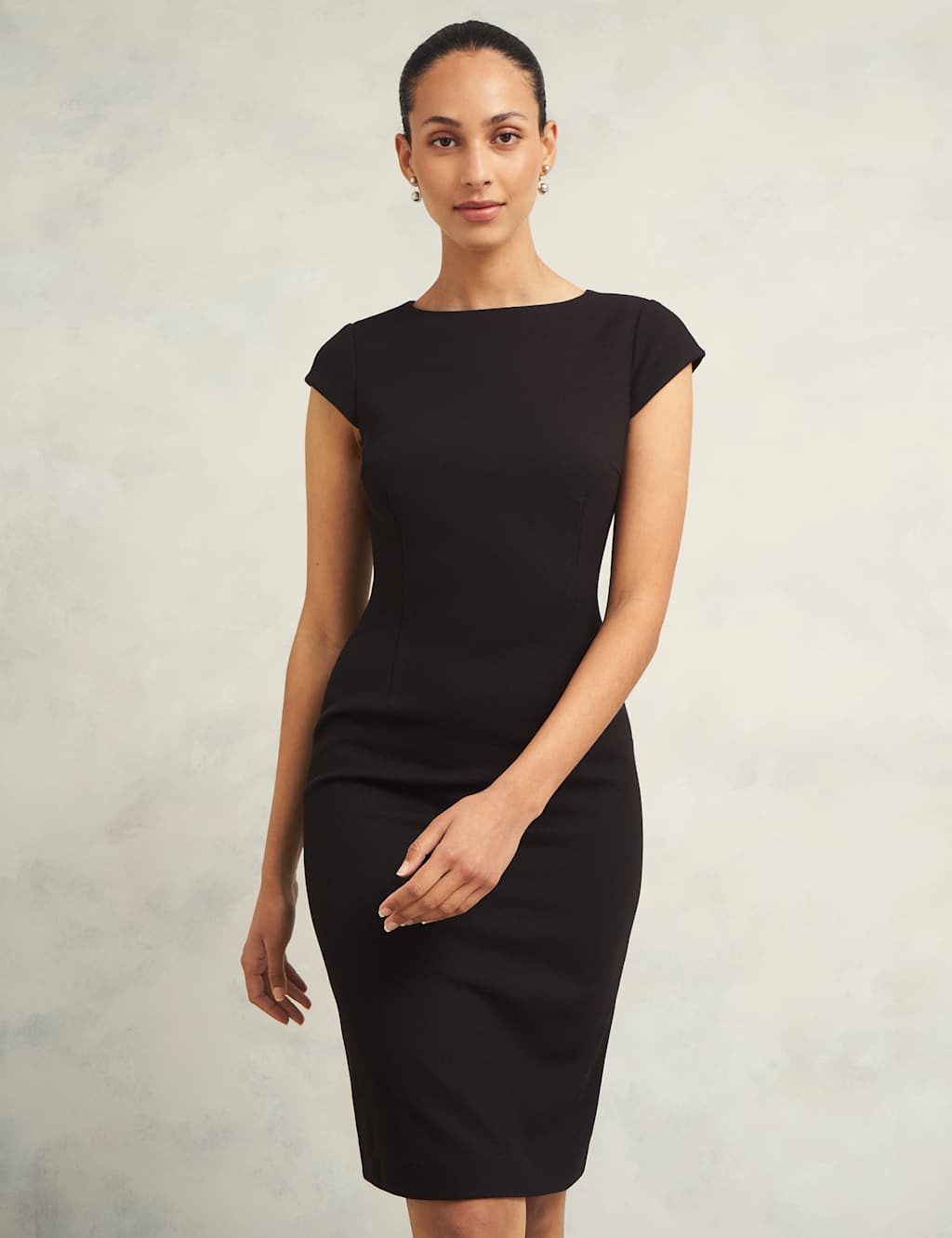 Wide Neck Knee Length Shift Dress 4 of 8