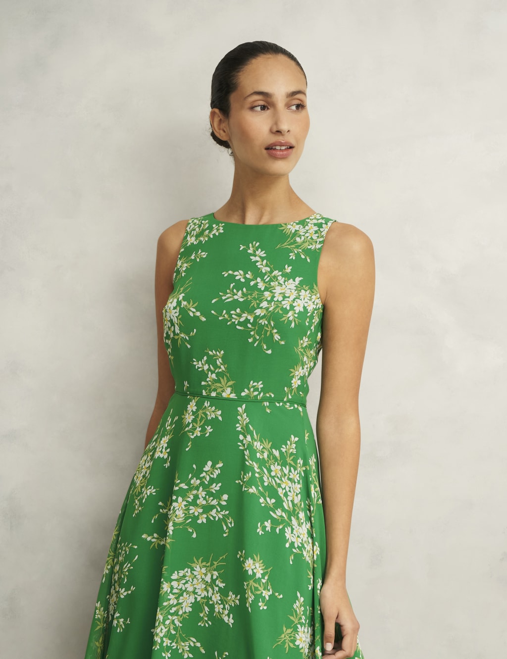 Carly Round Neck Floral Midi Skater Dress 5 of 9