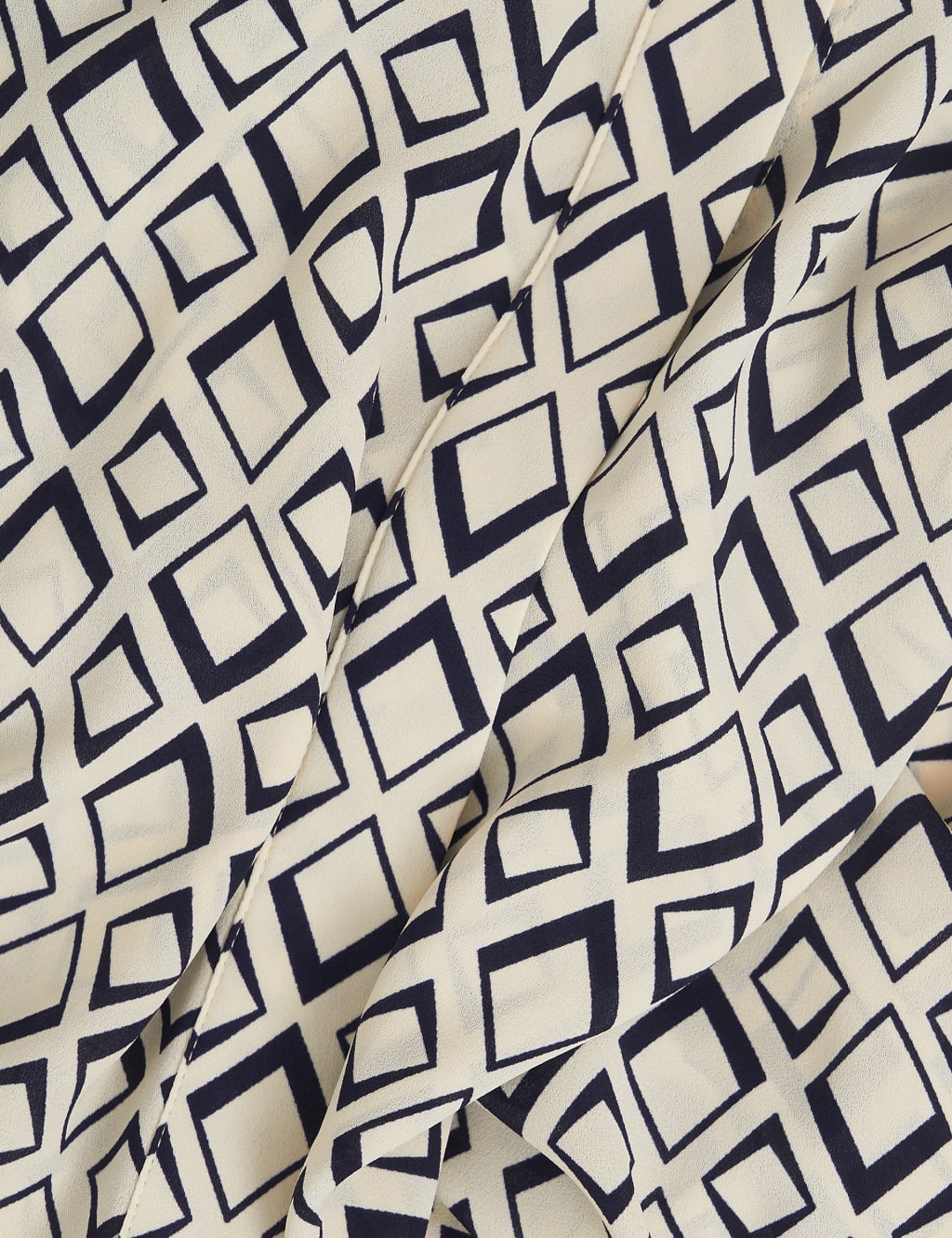 Geometric Crew Neck Blouse 7 of 7