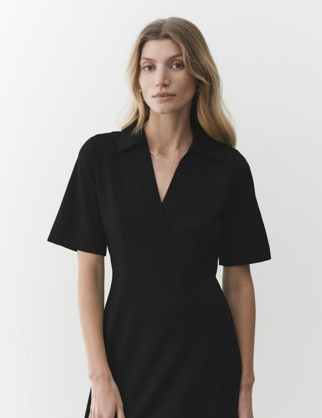 Collared V-Neck Midi Smock Dress 3 of 3