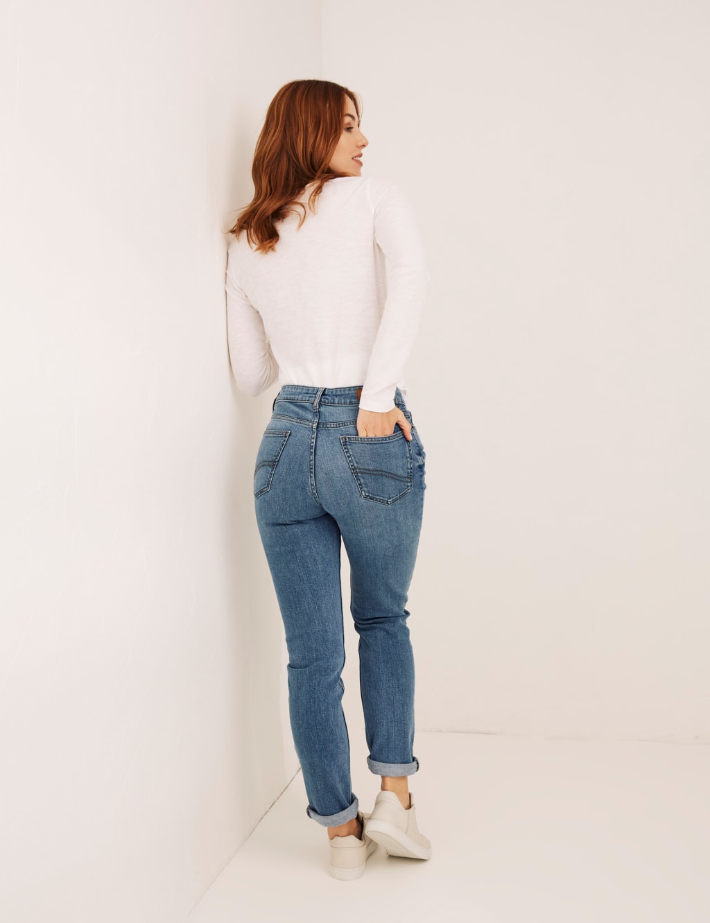 Boyfriend Fit Jeans 4 of 4