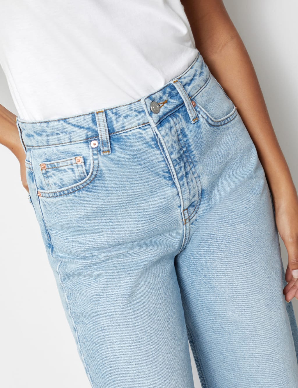 Wide Leg Jeans 5 of 5