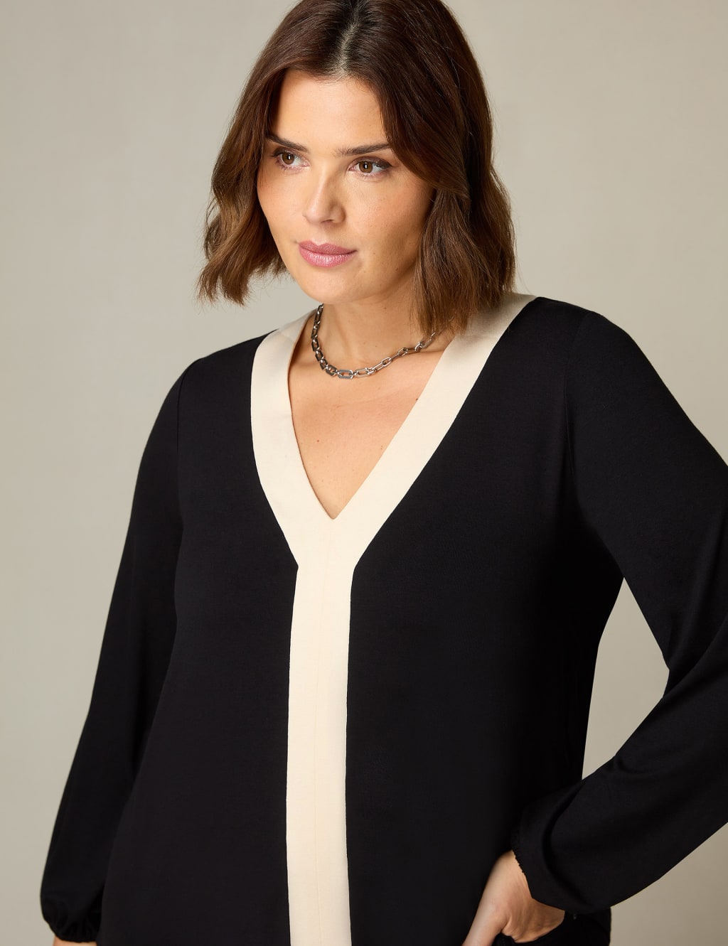 V-Neck Top 4 of 4