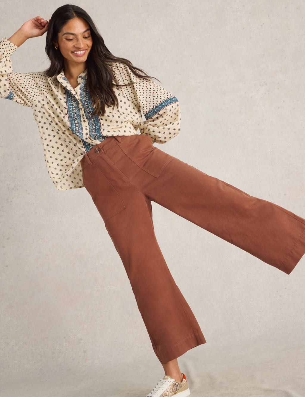 Cotton Blend Wide Leg Cropped Trousers 3 of 6