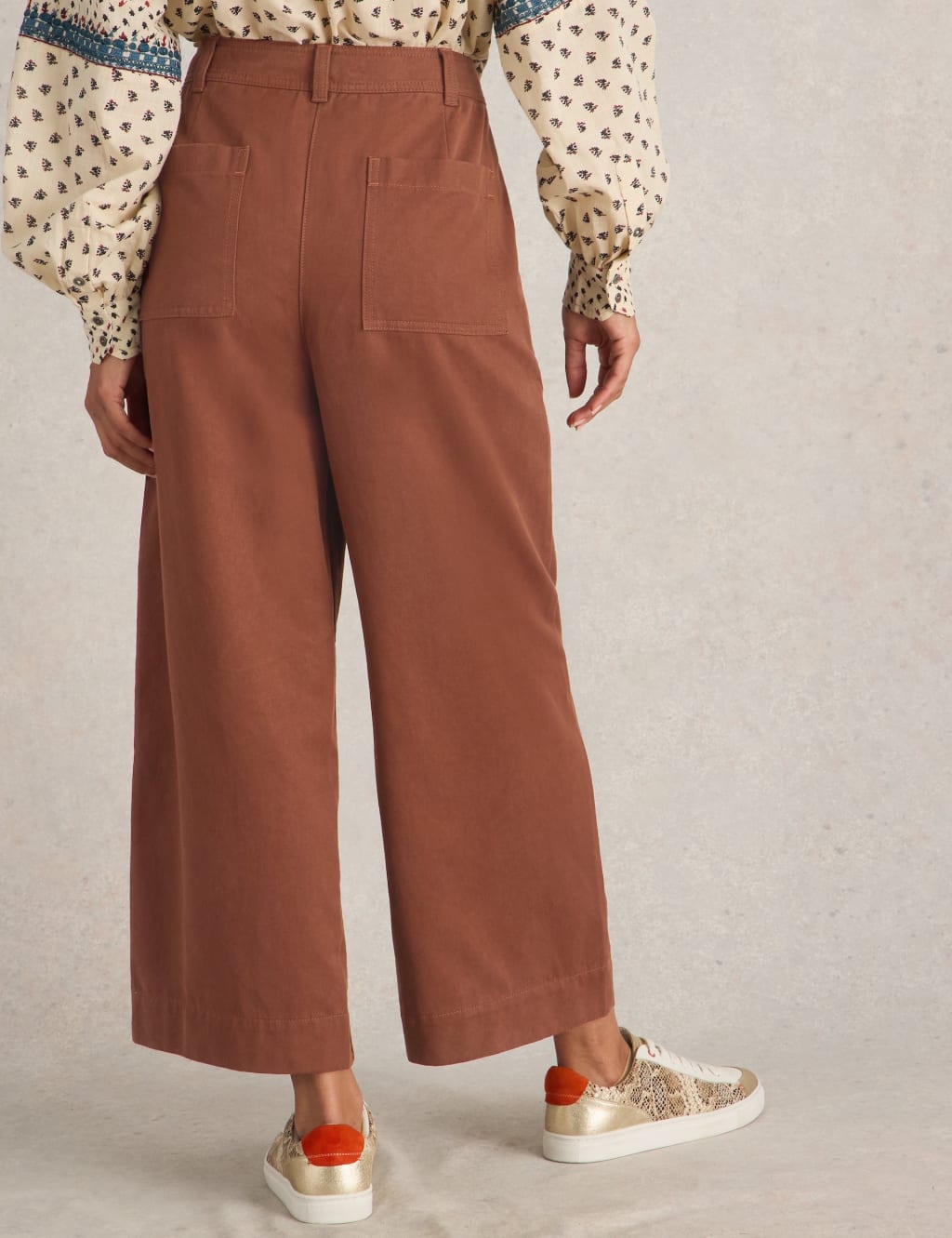 Cotton Blend Wide Leg Cropped Trousers 4 of 6