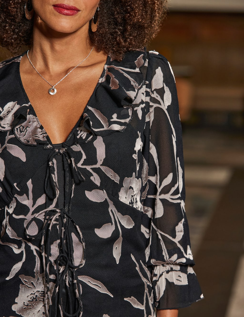 Floral V-Neck Ruffle Longline Blouse 4 of 5