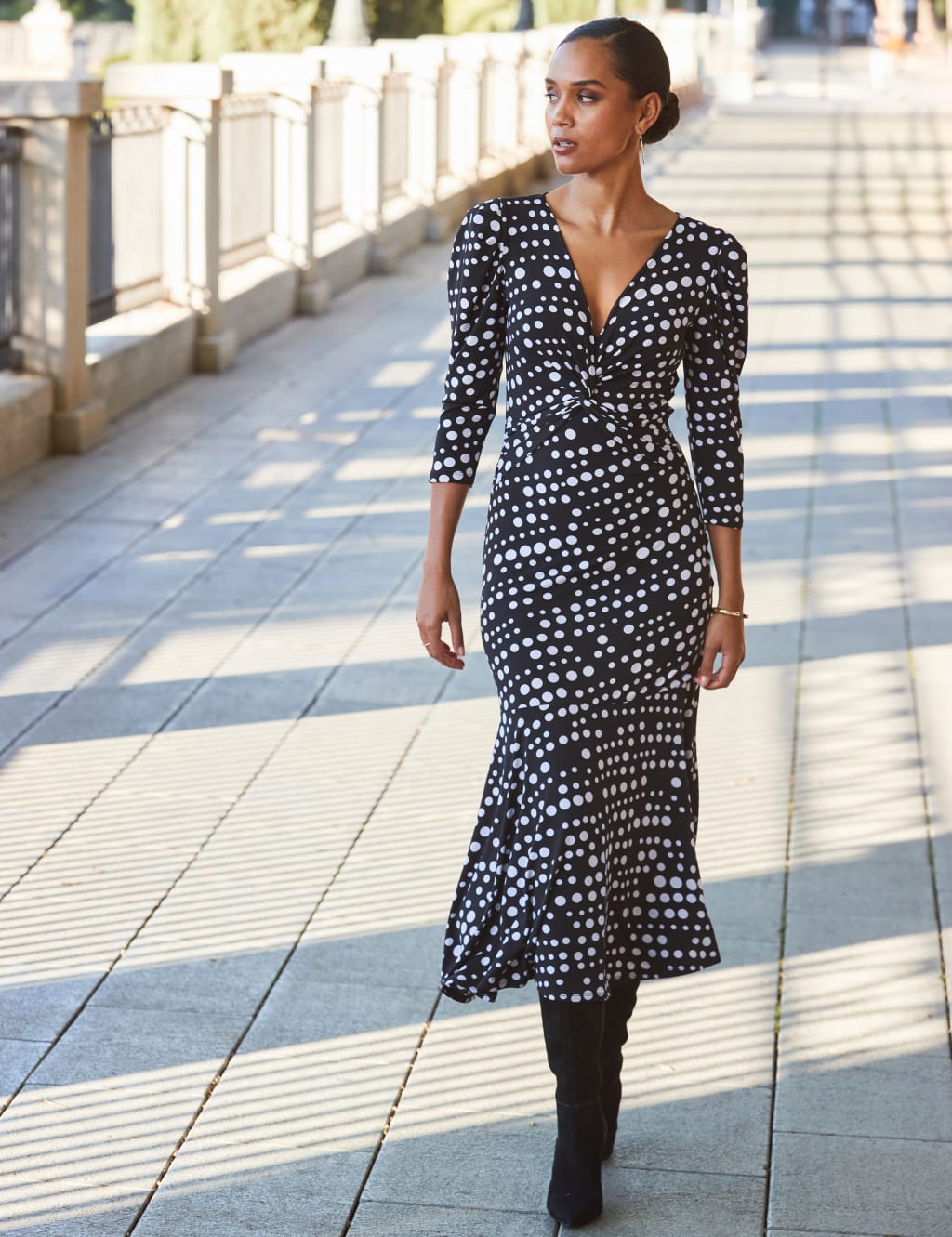 Abstract Print Twist Front Ruched Dress 5 of 6