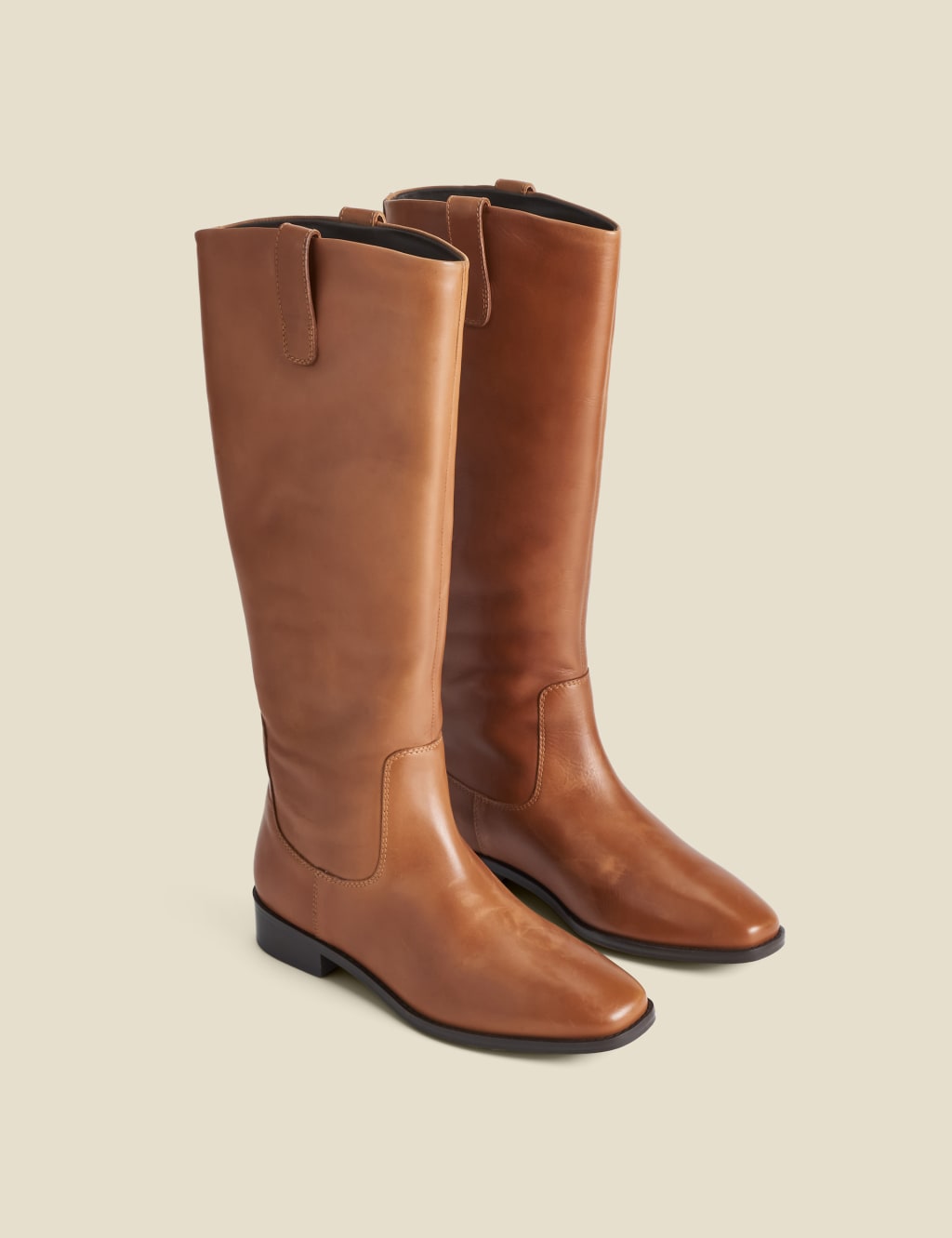 Square toe flat boots discount