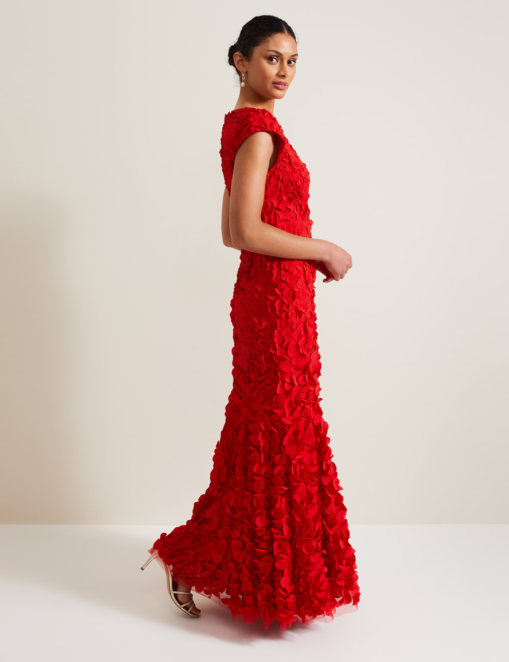 Chiffon Applique Ruffle V-Neck Maxi Skater Dress 8 of 8
