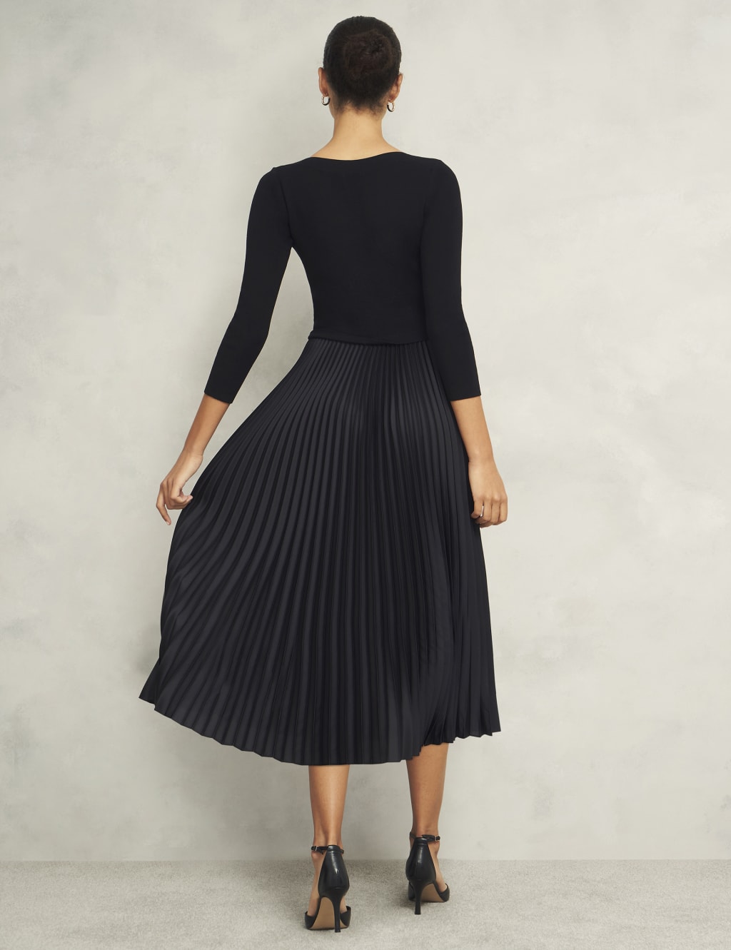 Knitted Pleated Midi Dress 3 of 8