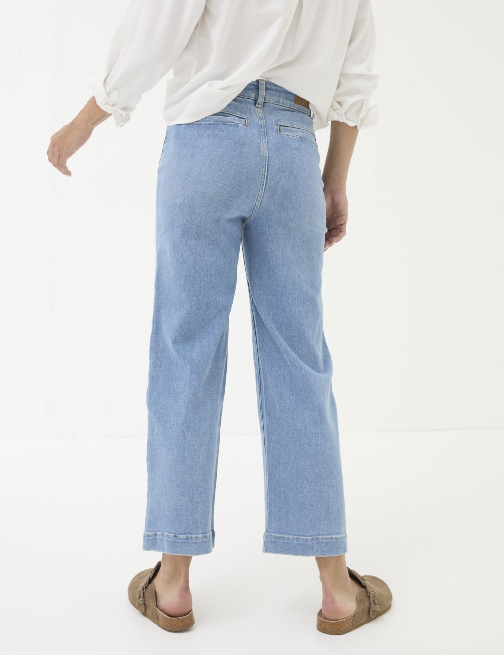 High Waisted Wide Leg Cropped Jeans FatFace M S